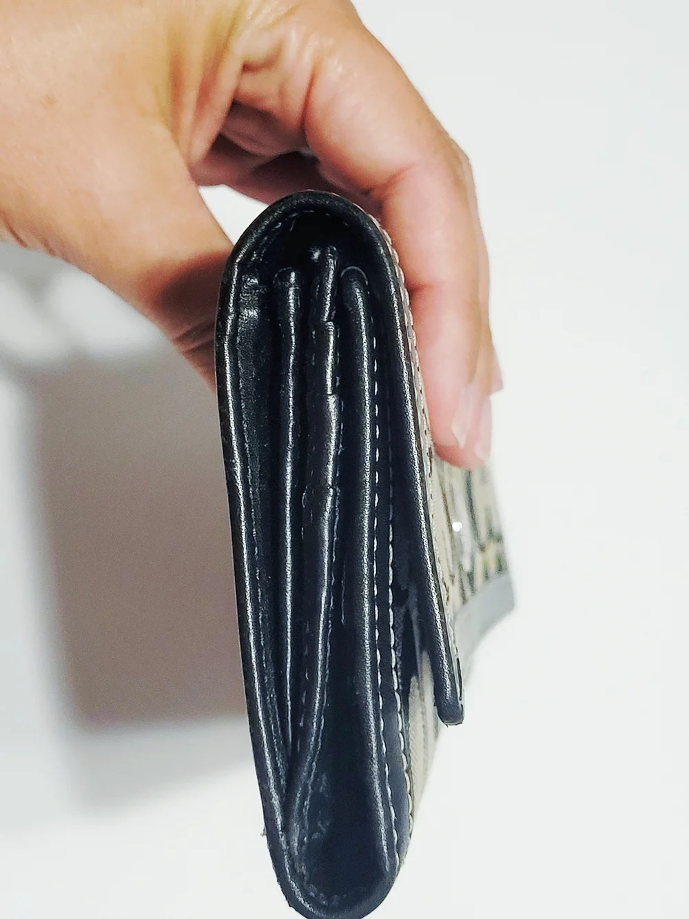 Coach Signature Logo Black and Tan Continental Wallet - Picture 7 of 8